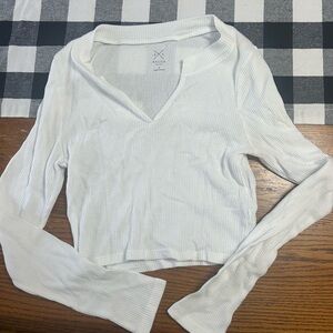 PacSun White Ribbed V-Neck Crop Top